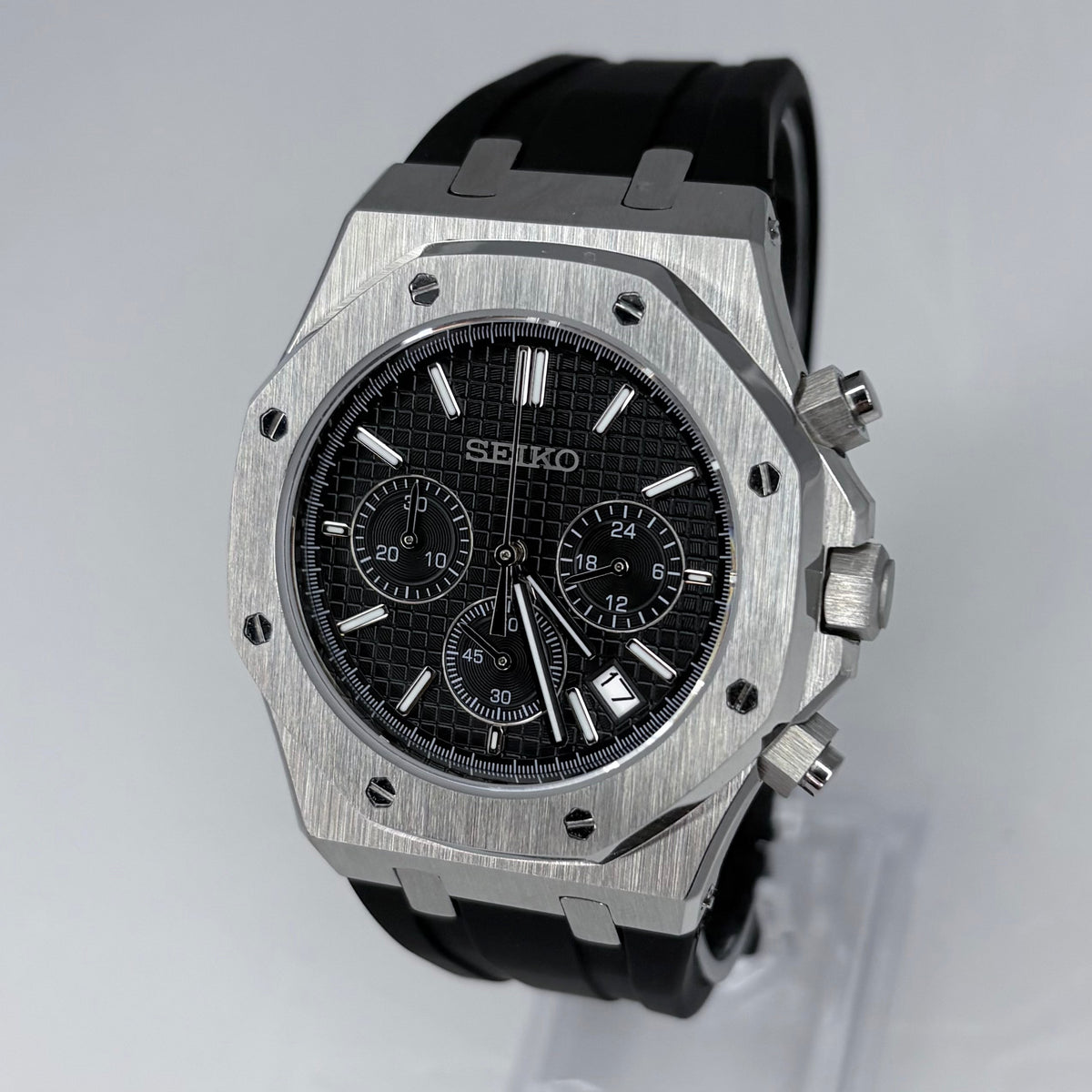 Royal Seioak Black chronograph rubber