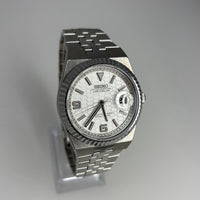 Seikojust Land-Dweller White
