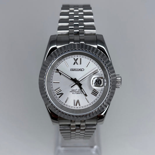 Seikojust White Roman