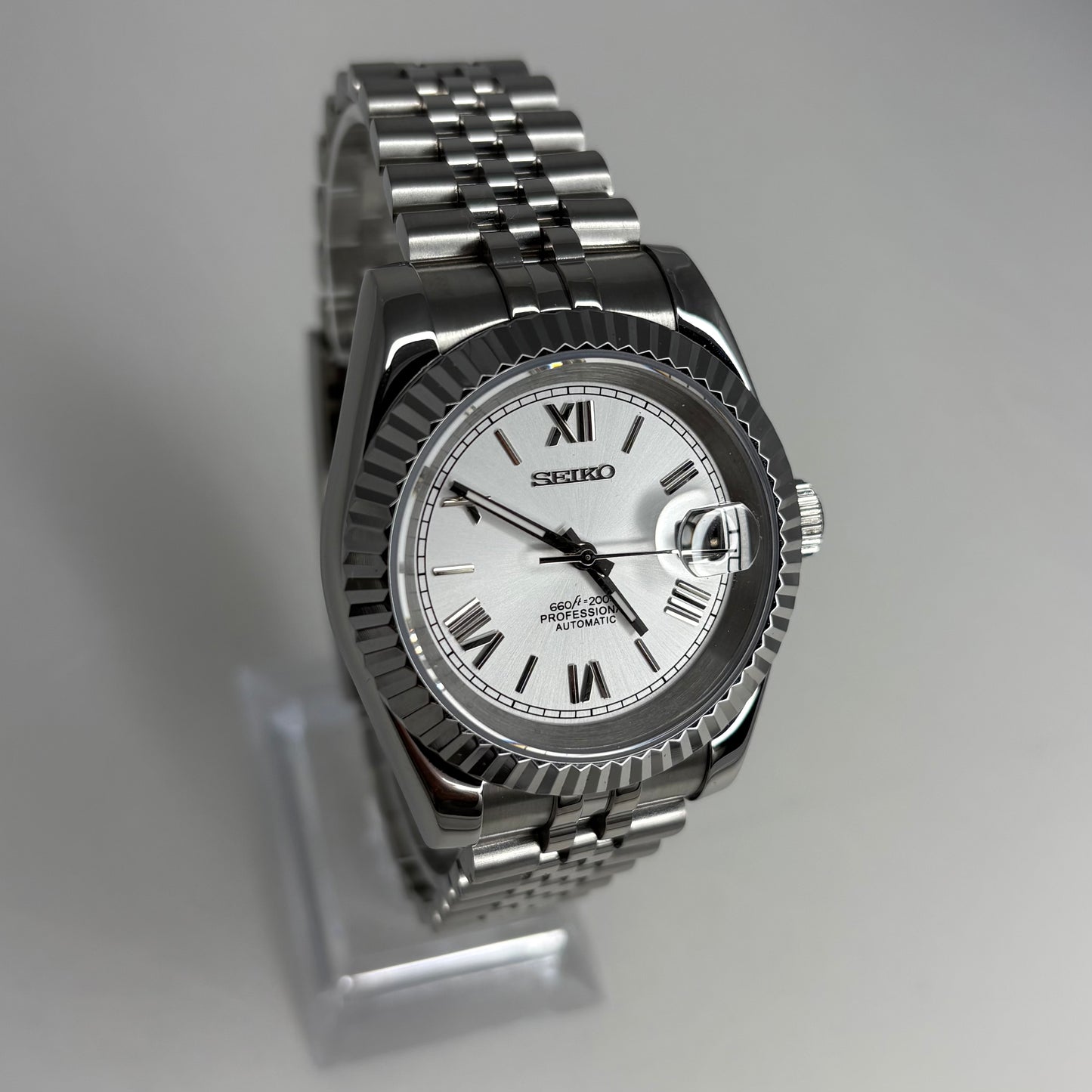 Seikojust White Roman