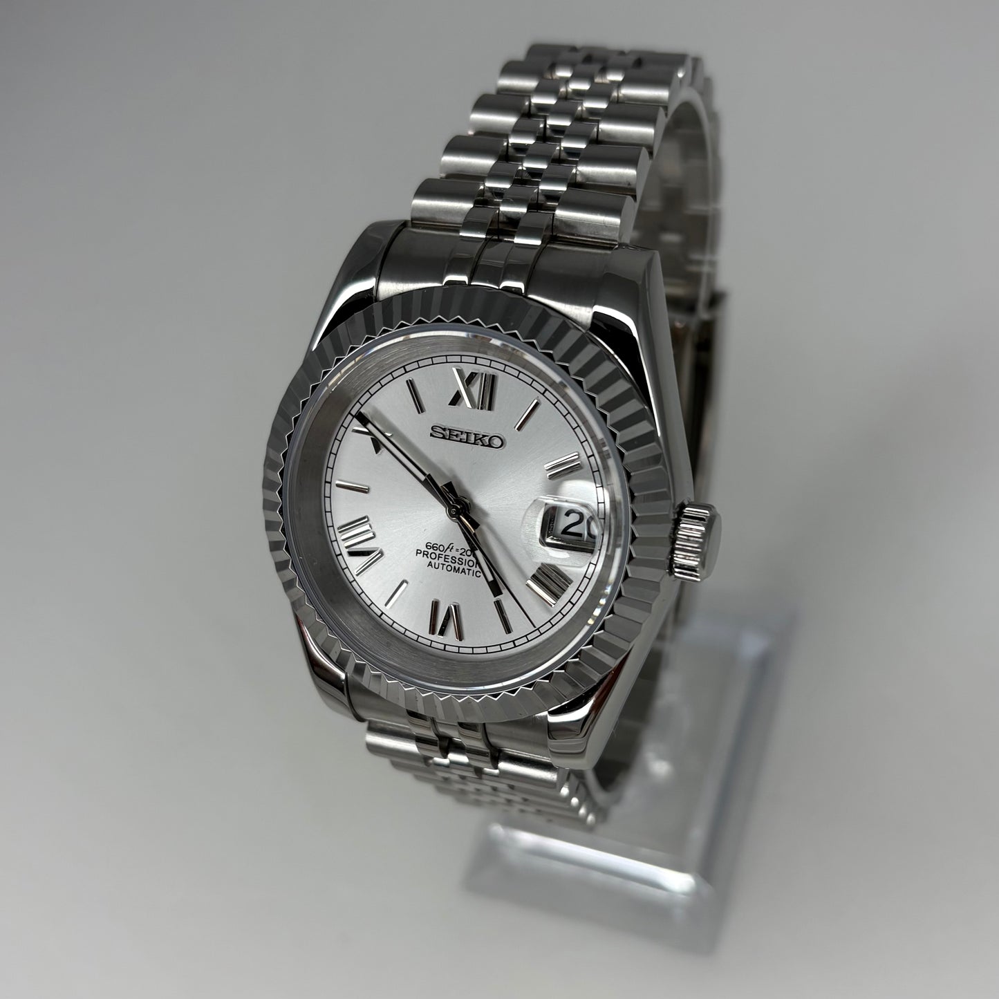 Seikojust White Roman