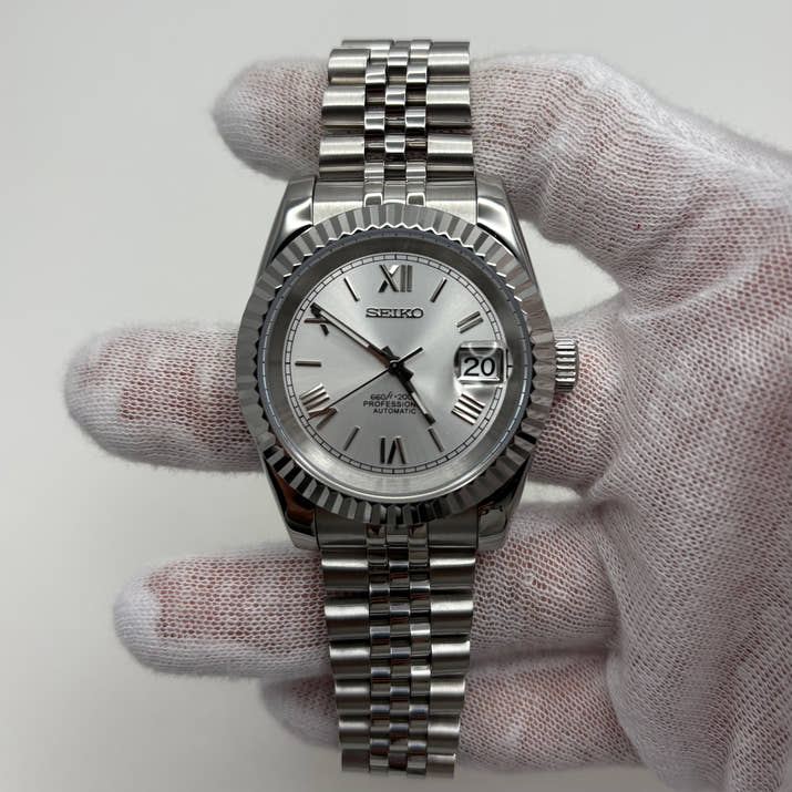 Seikojust White Roman