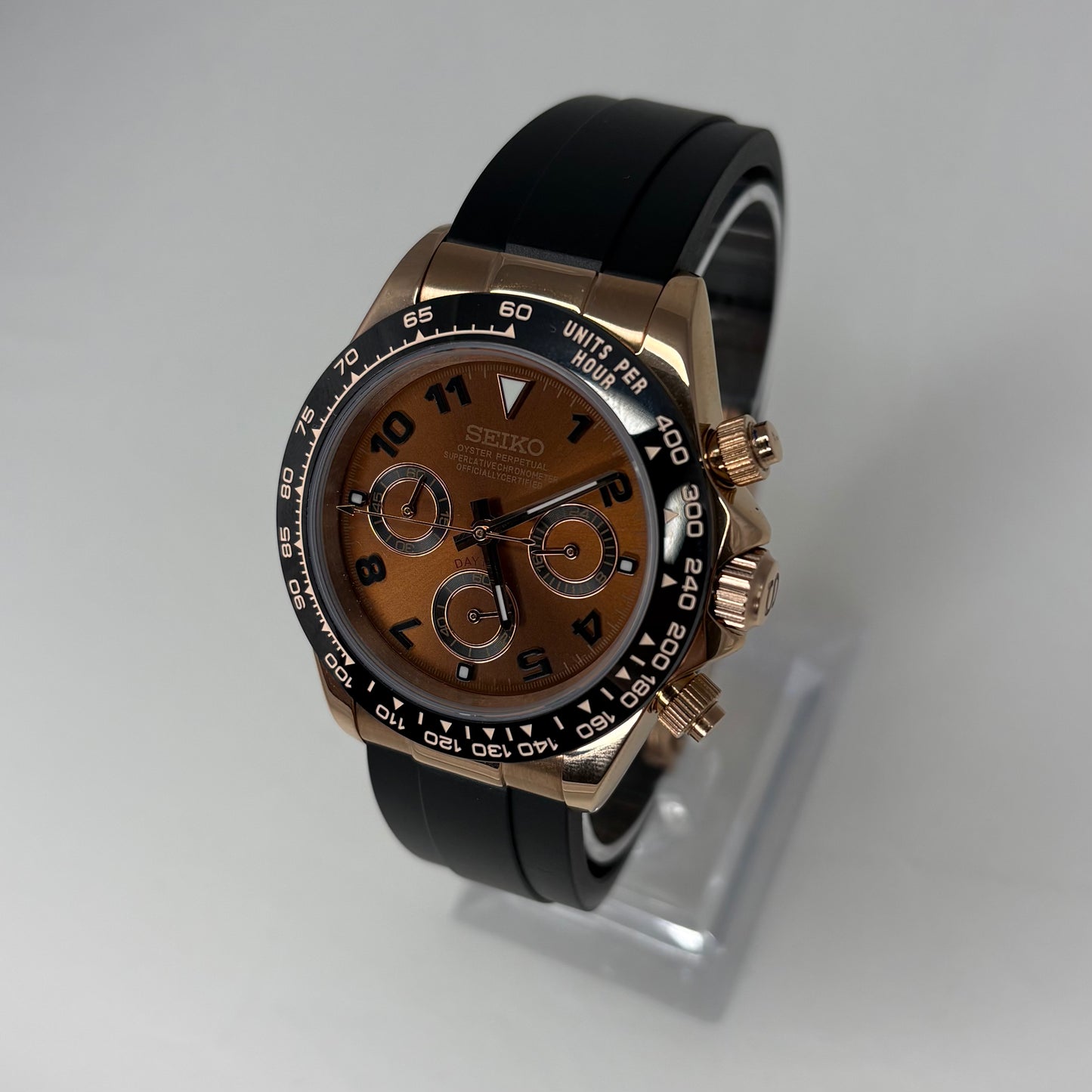 Seitona Chocolate Numerals Oysterflex