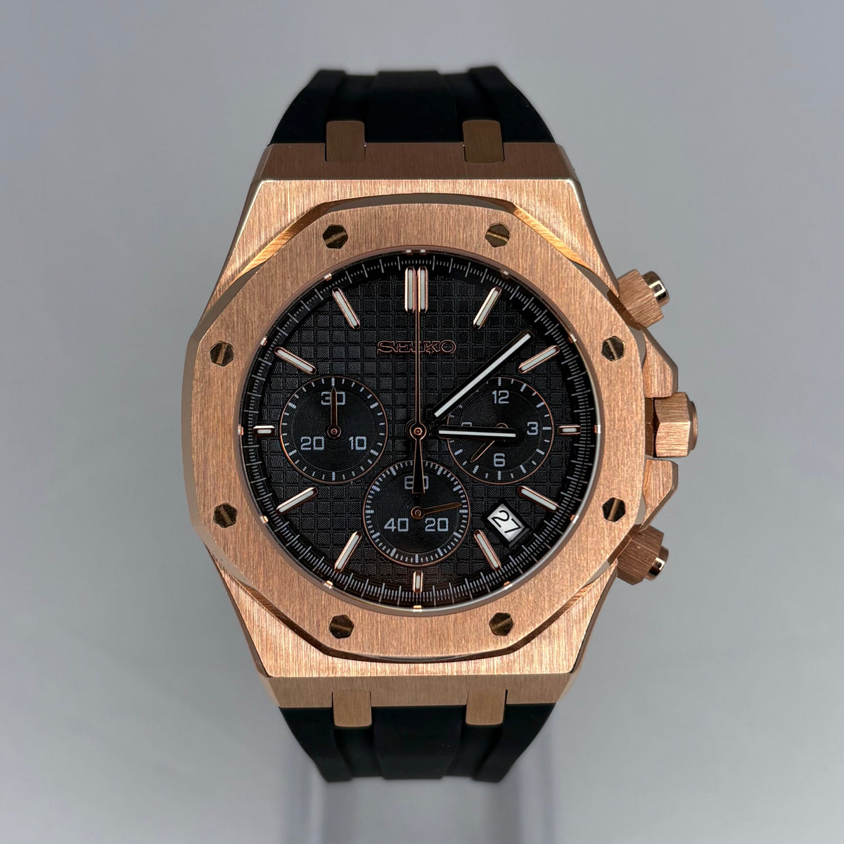 Royal Seioak Rose Gold Black Rubber Mod
